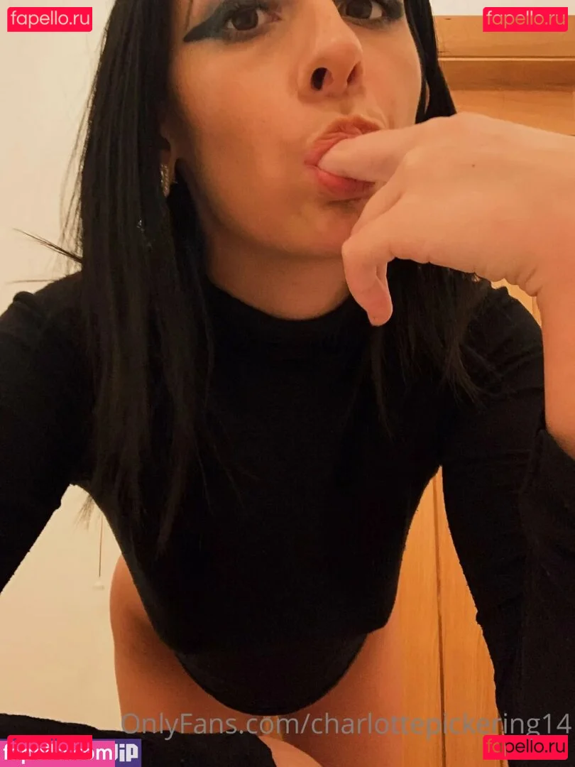 Charlotte Pickering Onlyfans Photo Gallery 