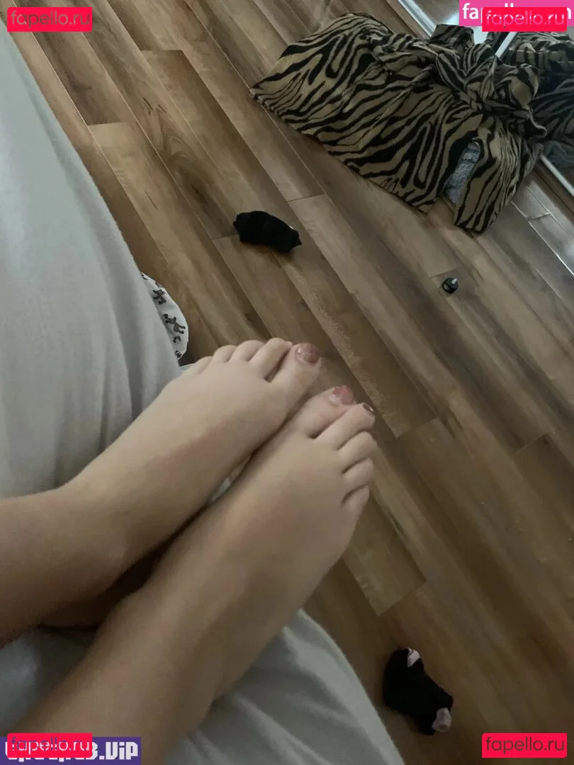 Charlotte Pickering Onlyfans Photo Gallery 