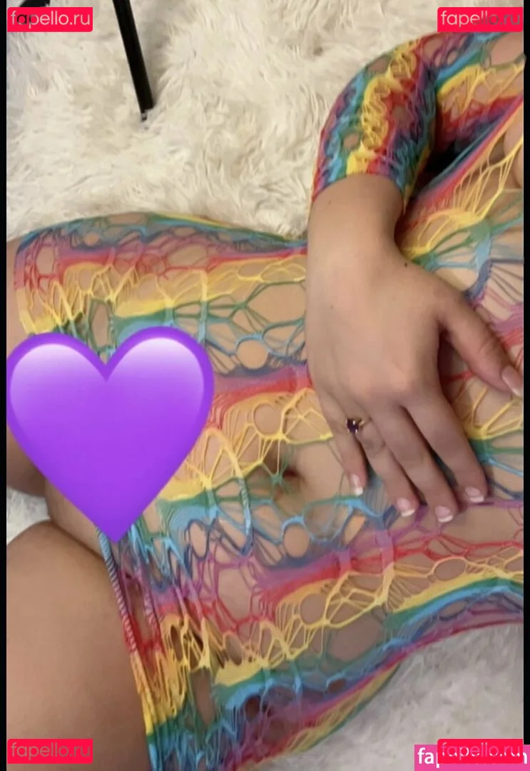 Dounia37 Onlyfans Photo Gallery 