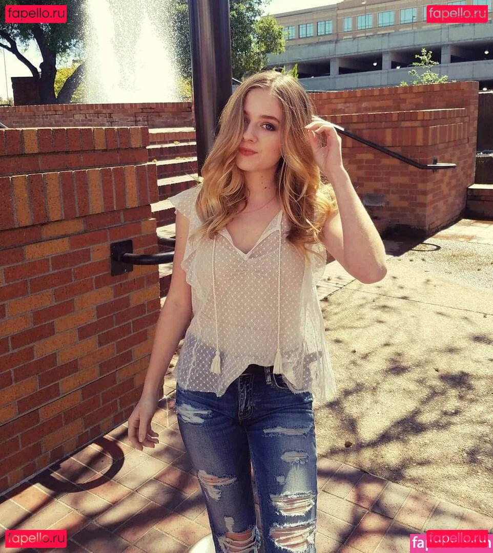 Jackie Evancho Onlyfans Photo Gallery 