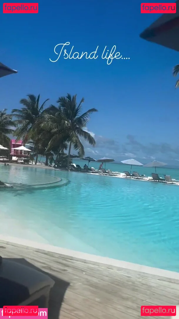 Stephanie Waring Onlyfans Photo Gallery 