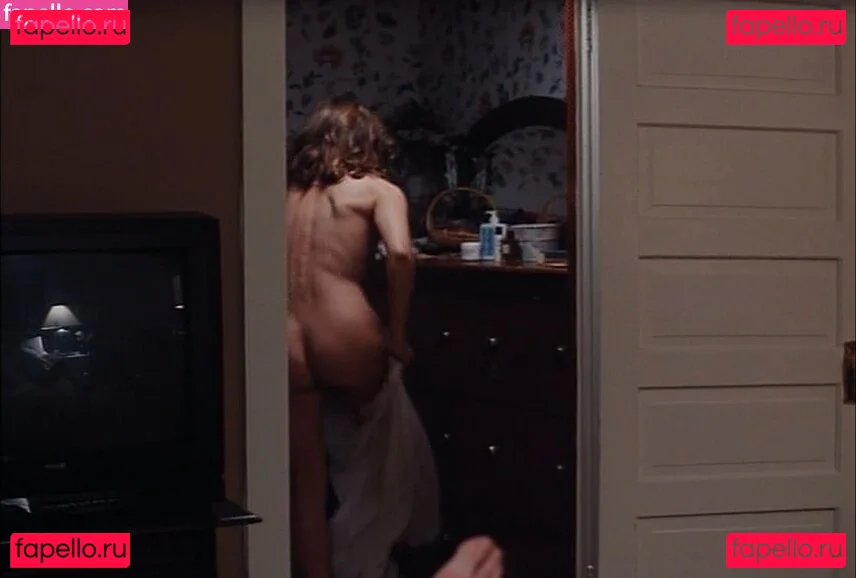 Kim Cattrall Onlyfans Photo Gallery 