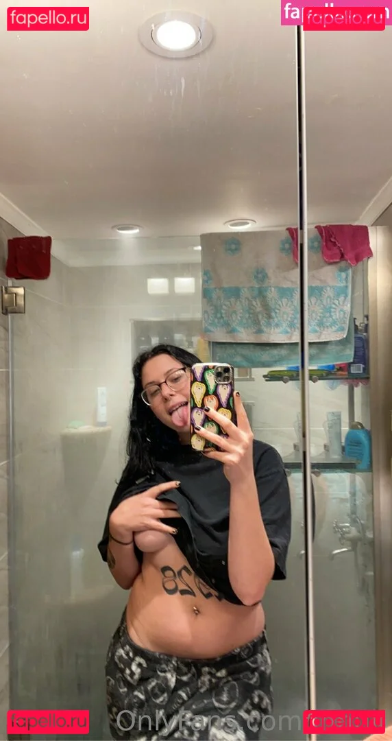 innub Onlyfans Photo Gallery 