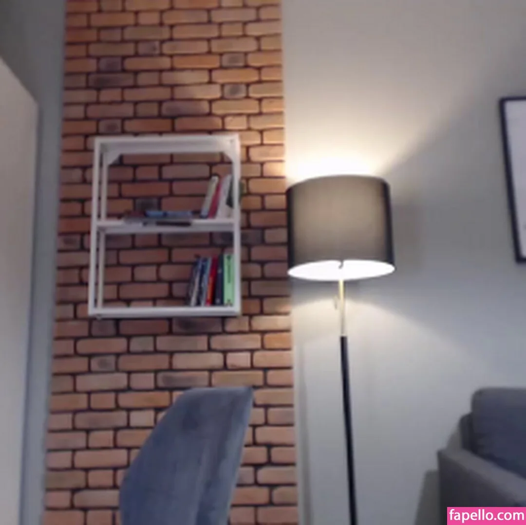 kriss0leoo Onlyfans Photo Gallery 