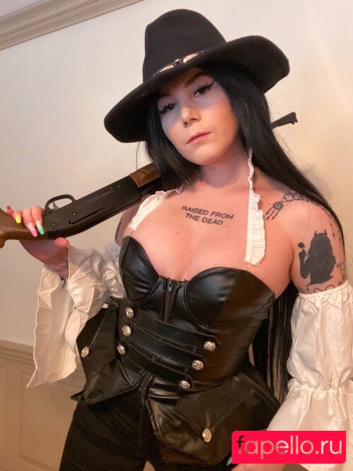 Ready To Glare Onlyfans Photo Gallery 