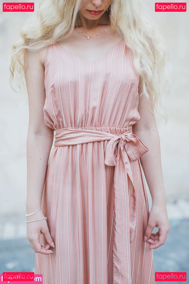 amina.blue Onlyfans Photo Gallery 