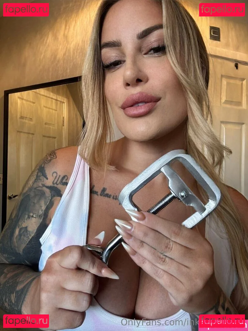 inkedbitchhh Onlyfans Photo Gallery 