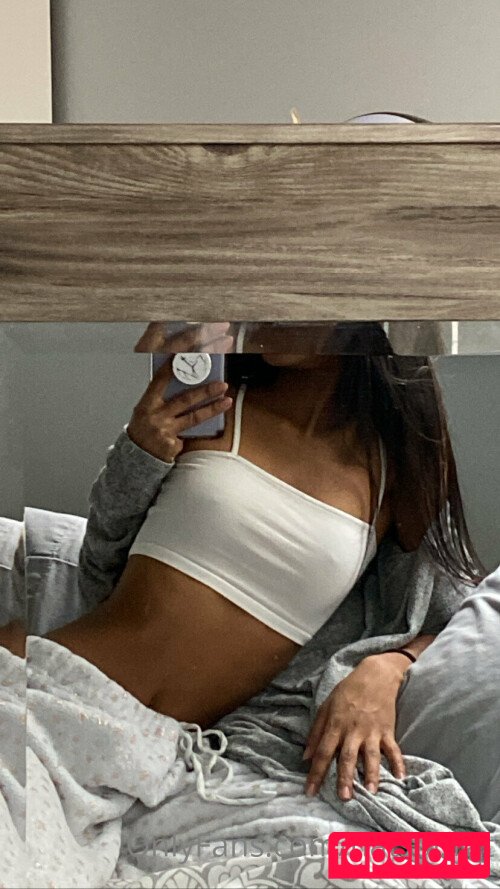 natsabrat Onlyfans Photo Gallery 