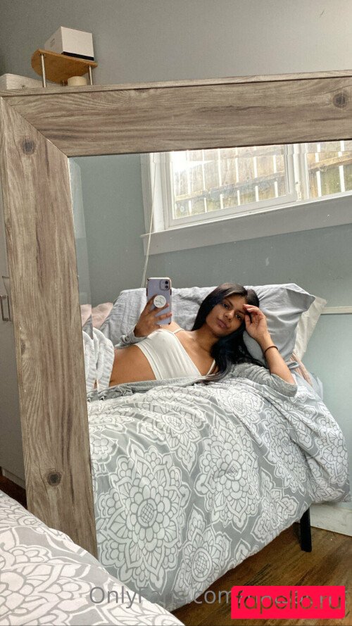 natsabrat Onlyfans Photo Gallery 