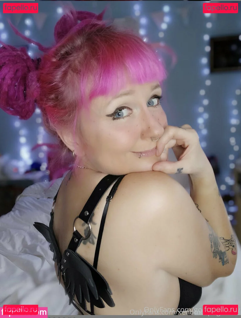 elfspitfree Onlyfans Photo Gallery 