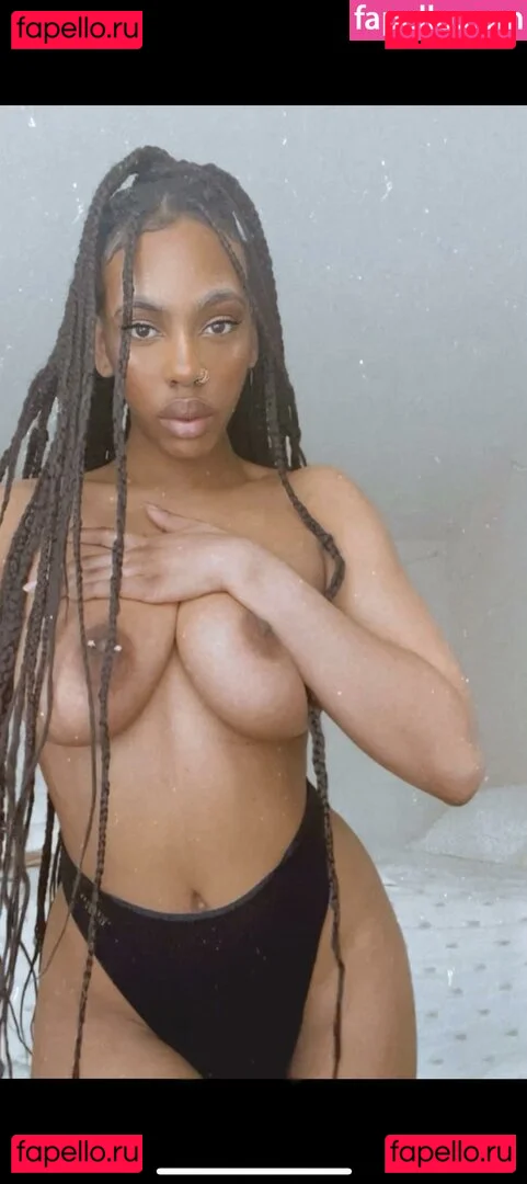 Sydney Celeste Onlyfans Photo Gallery 