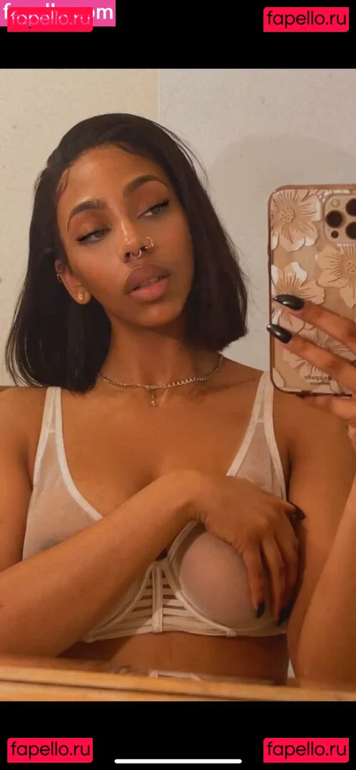 Sydney Celeste Onlyfans Photo Gallery 