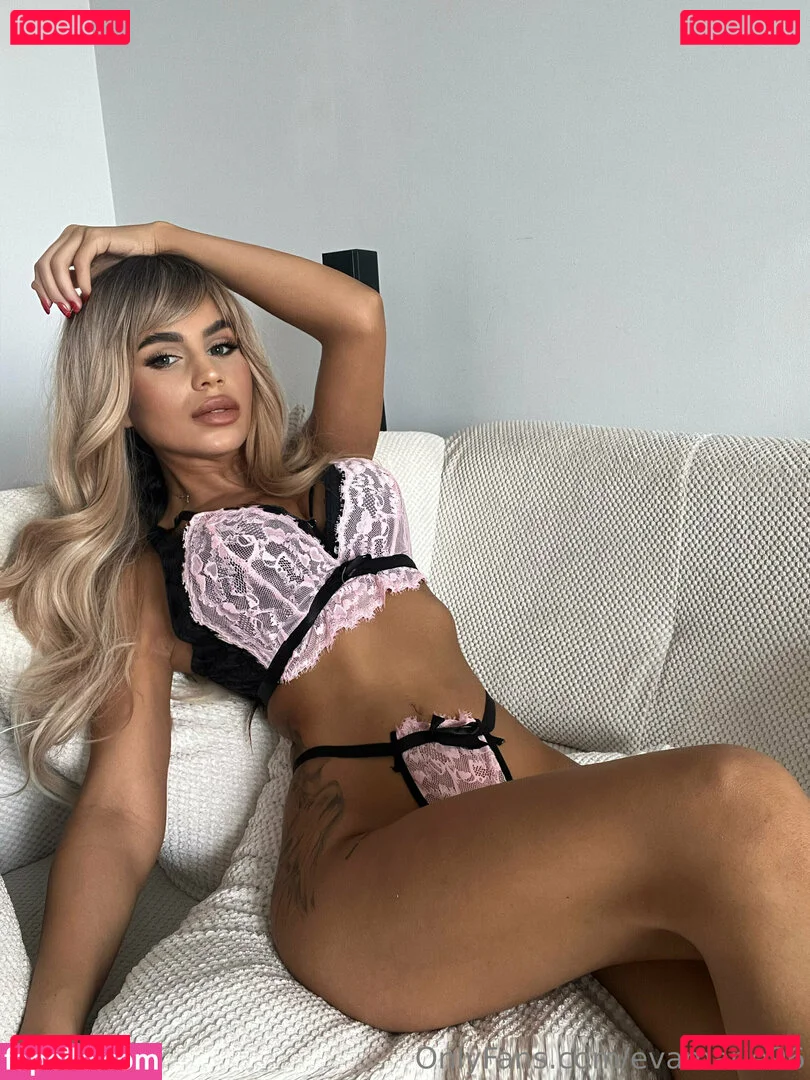 evamarie96 Onlyfans Photo Gallery 