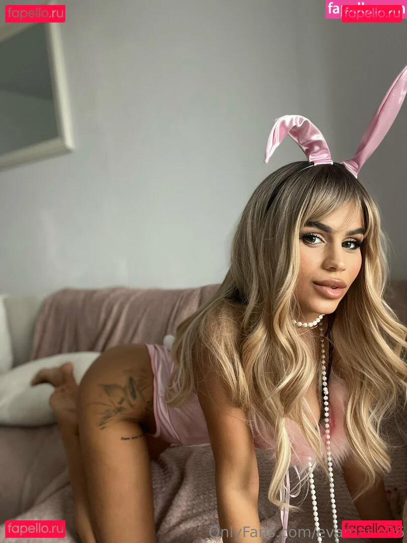 evamarie96 Onlyfans Photo Gallery 