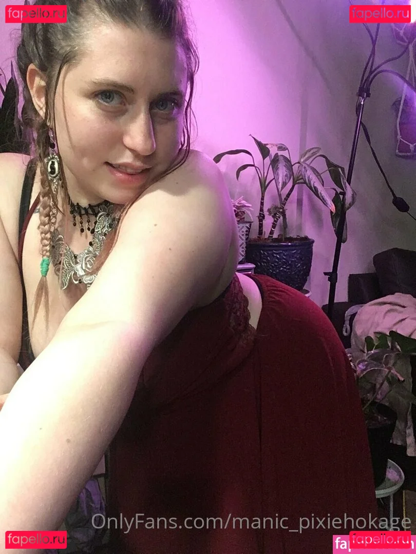 manic_pixiehokage Onlyfans Photo Gallery 