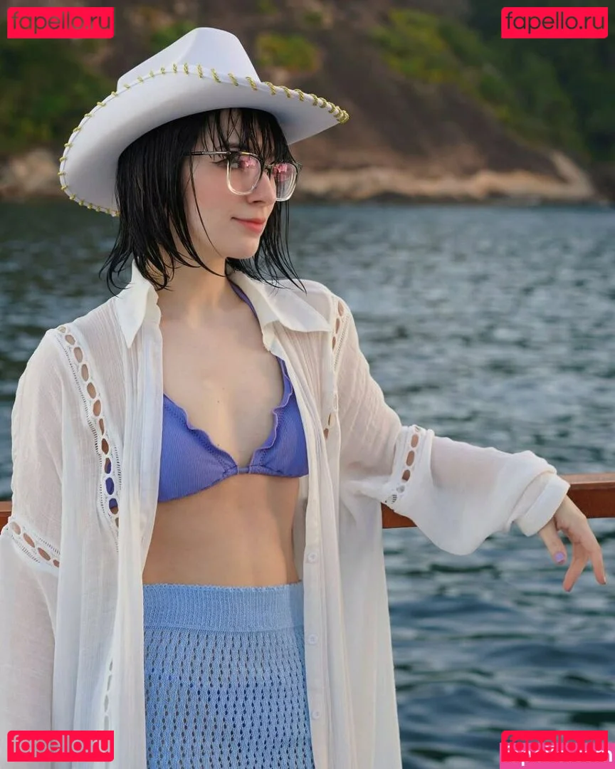 Faye Tan Onlyfans Photo Gallery 