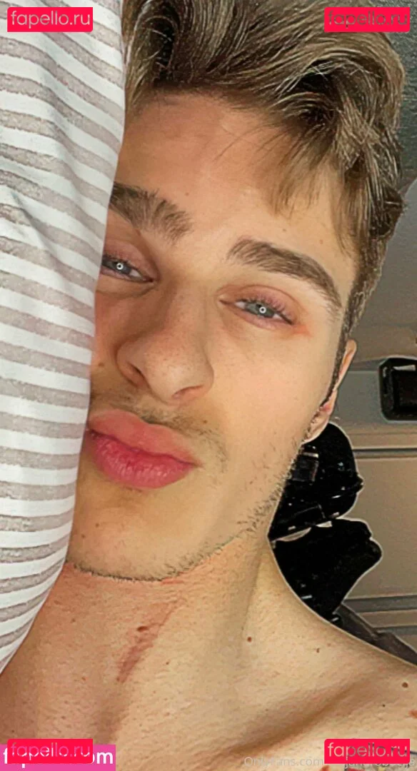 alejandrobocija Onlyfans Photo Gallery 