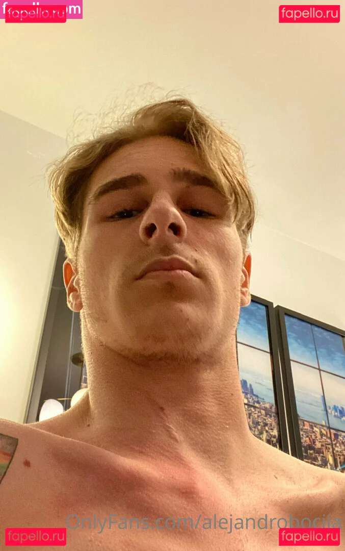 alejandrobocija Onlyfans Photo Gallery 