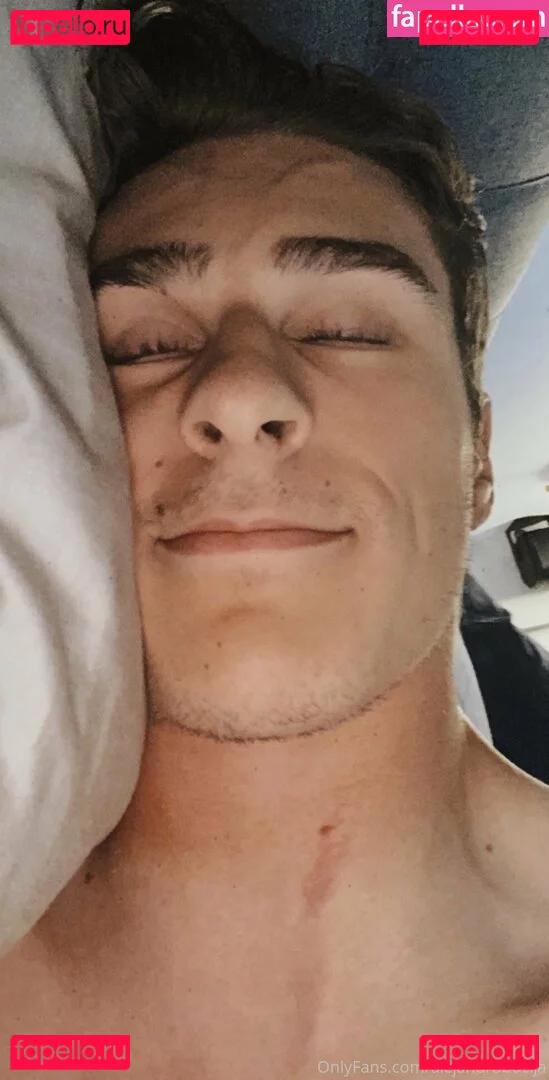 alejandrobocija Onlyfans Photo Gallery 