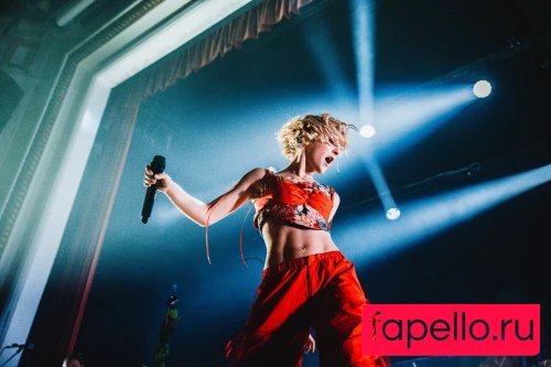 Pommelien Thijs Onlyfans Photo Gallery 