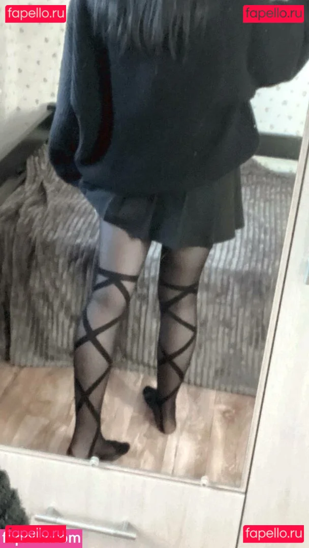 conitenok Onlyfans Photo Gallery 