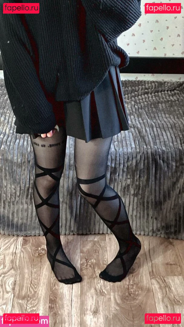 conitenok Onlyfans Photo Gallery 