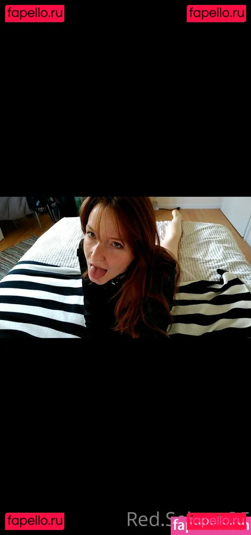 red.selene Onlyfans Photo Gallery 