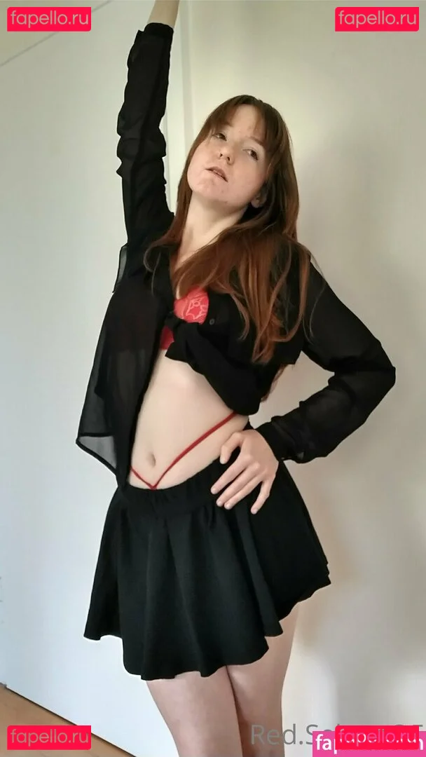 red.selene Onlyfans Photo Gallery 