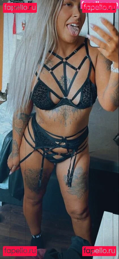 Mandygriffen Onlyfans Photo Gallery 