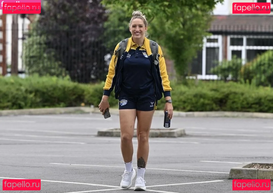 Caitlin Beevers Onlyfans Photo Gallery 