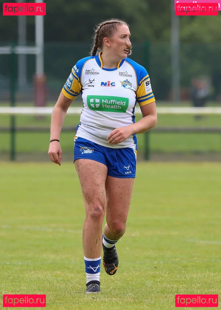 Caitlin Beevers Onlyfans Photo Gallery 