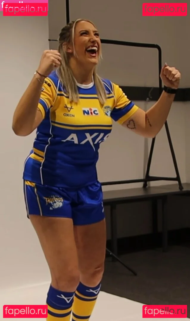 Caitlin Beevers Onlyfans Photo Gallery 