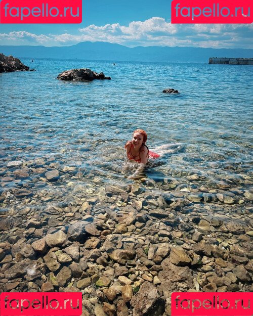 vleafnin Onlyfans Photo Gallery 