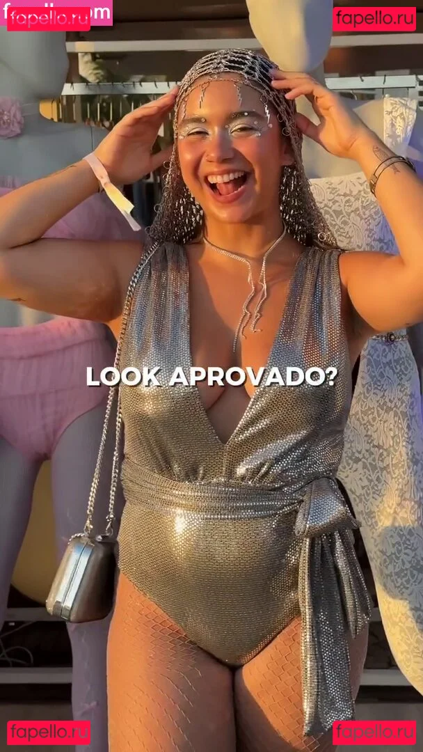 Bella Barp Onlyfans Photo Gallery 