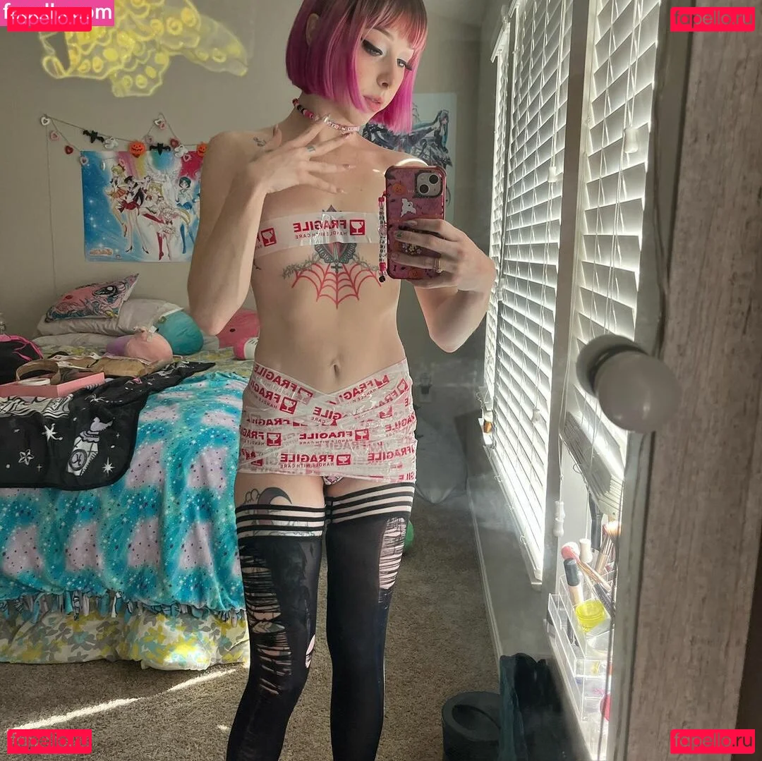 Saturnrevolving Onlyfans Photo Gallery 