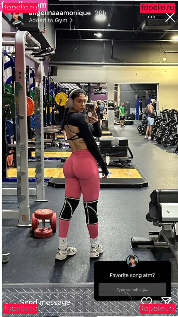 Angelinamonique96 Onlyfans Photo Gallery 