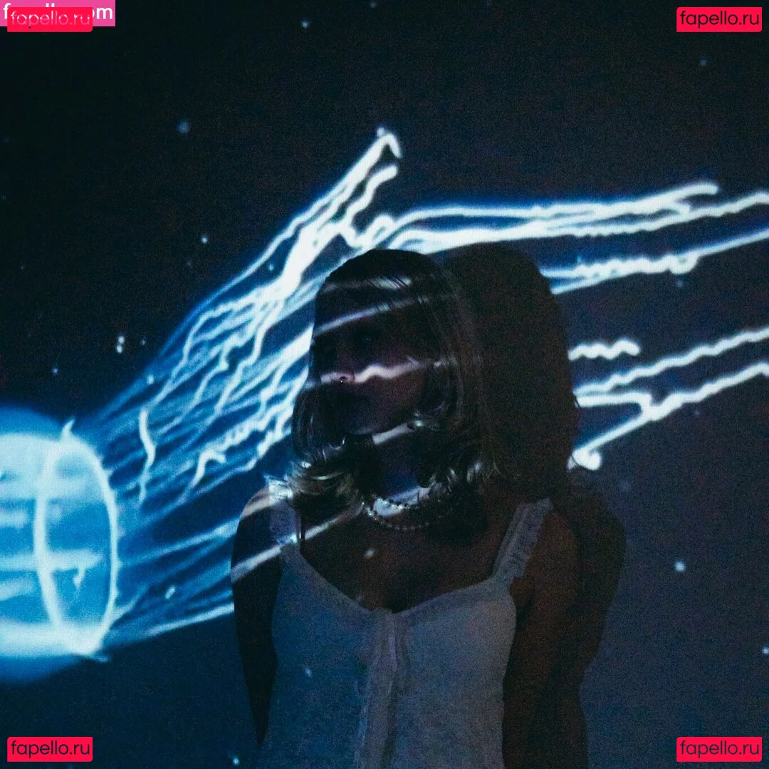 Chloe Moriondo Onlyfans Photo Gallery 