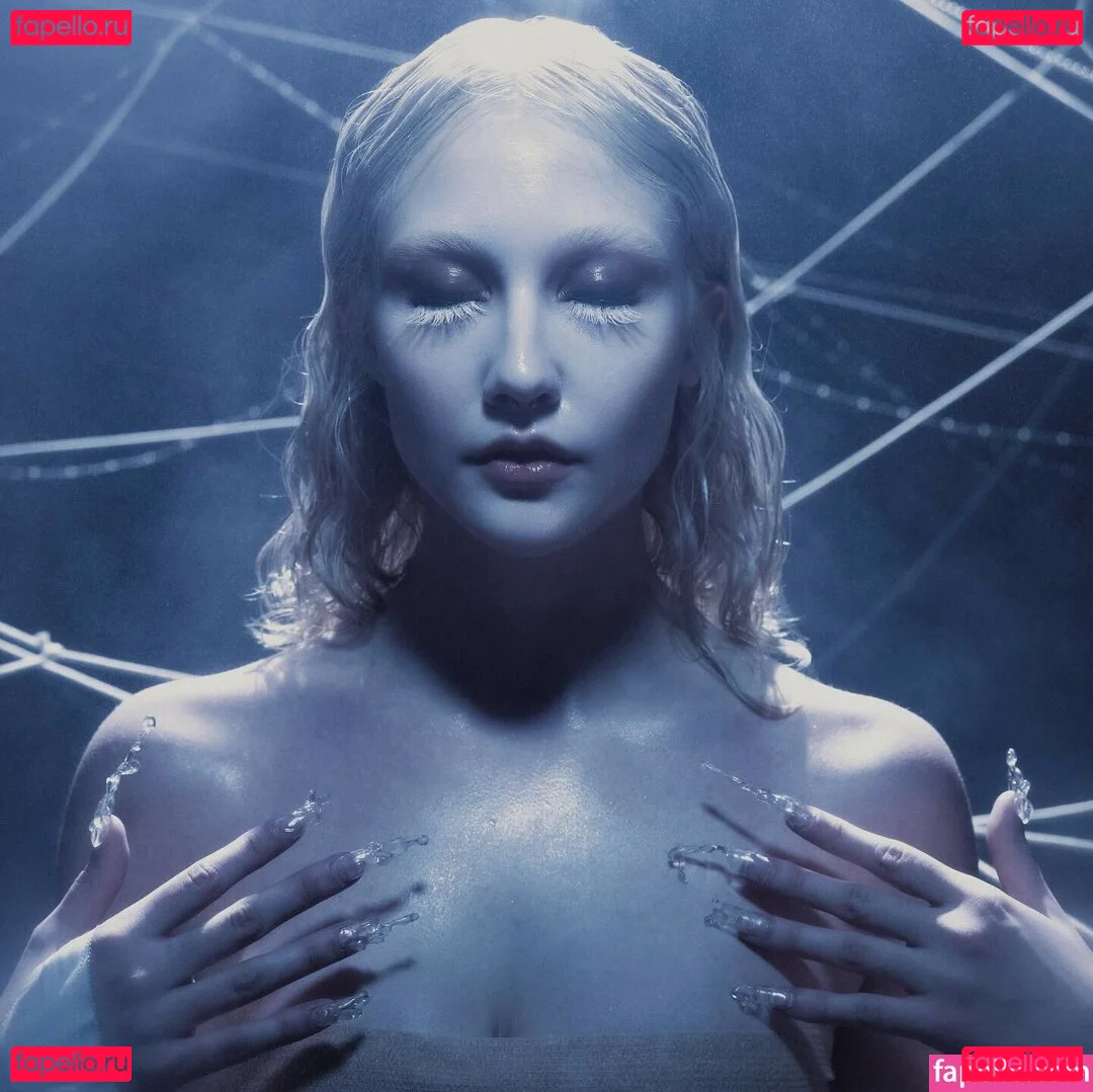 Chloe Moriondo Onlyfans Photo Gallery 