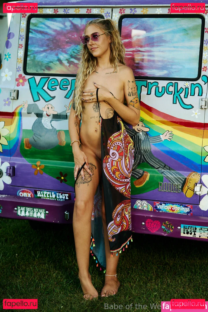 babeoftheweek Onlyfans Photo Gallery 