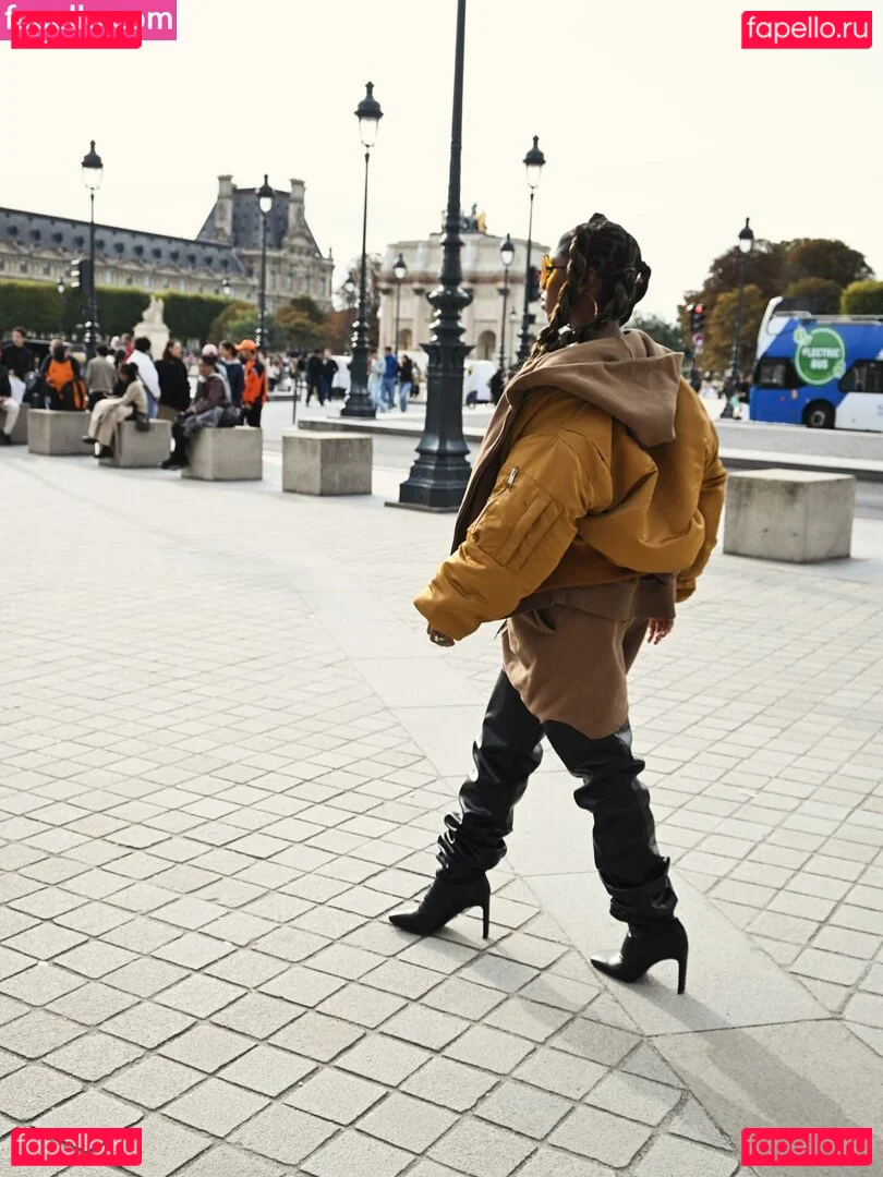 Trinity Fatu Onlyfans Photo Gallery 