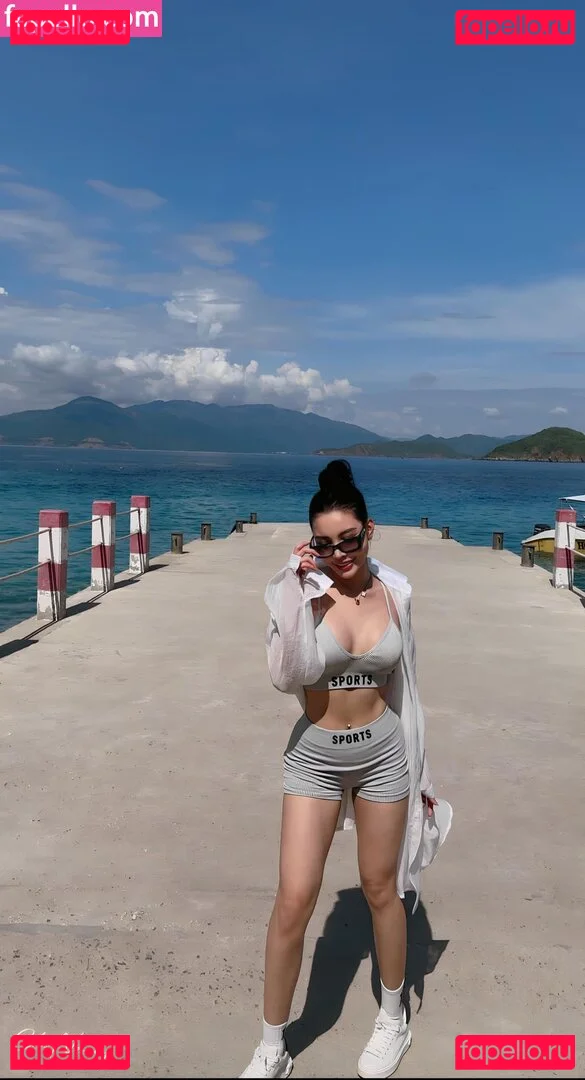 Kim Chi Onlyfans Photo Gallery 