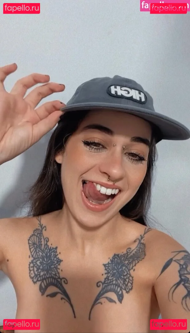 artealtkim Onlyfans Photo Gallery 