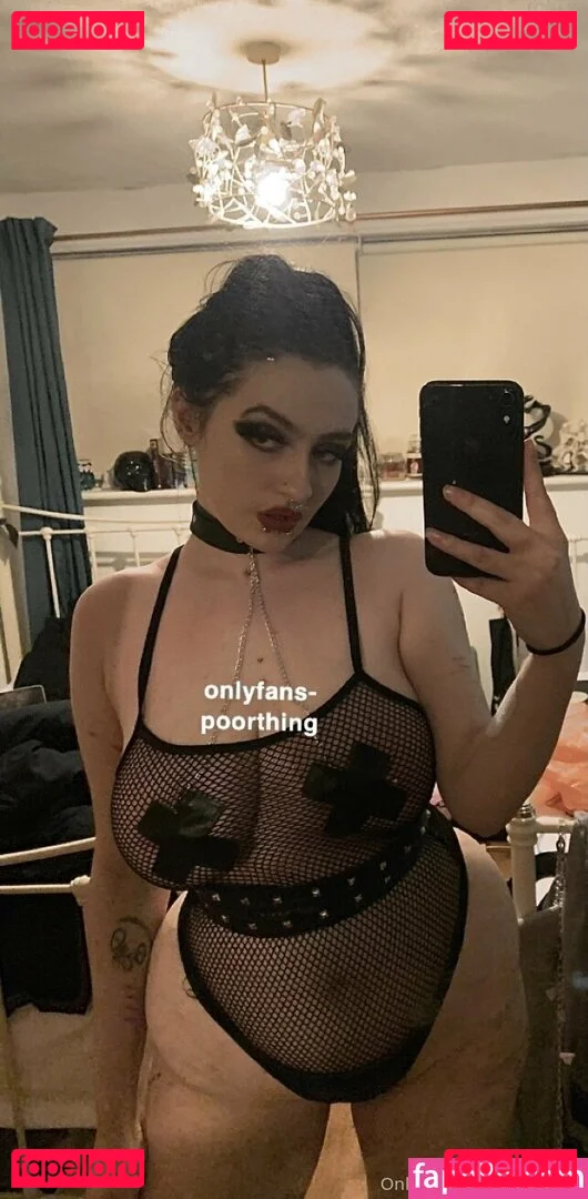 poorthing Onlyfans Photo Gallery 