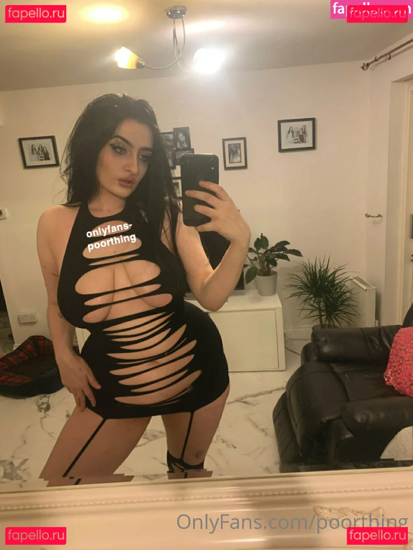 poorthing Onlyfans Photo Gallery 