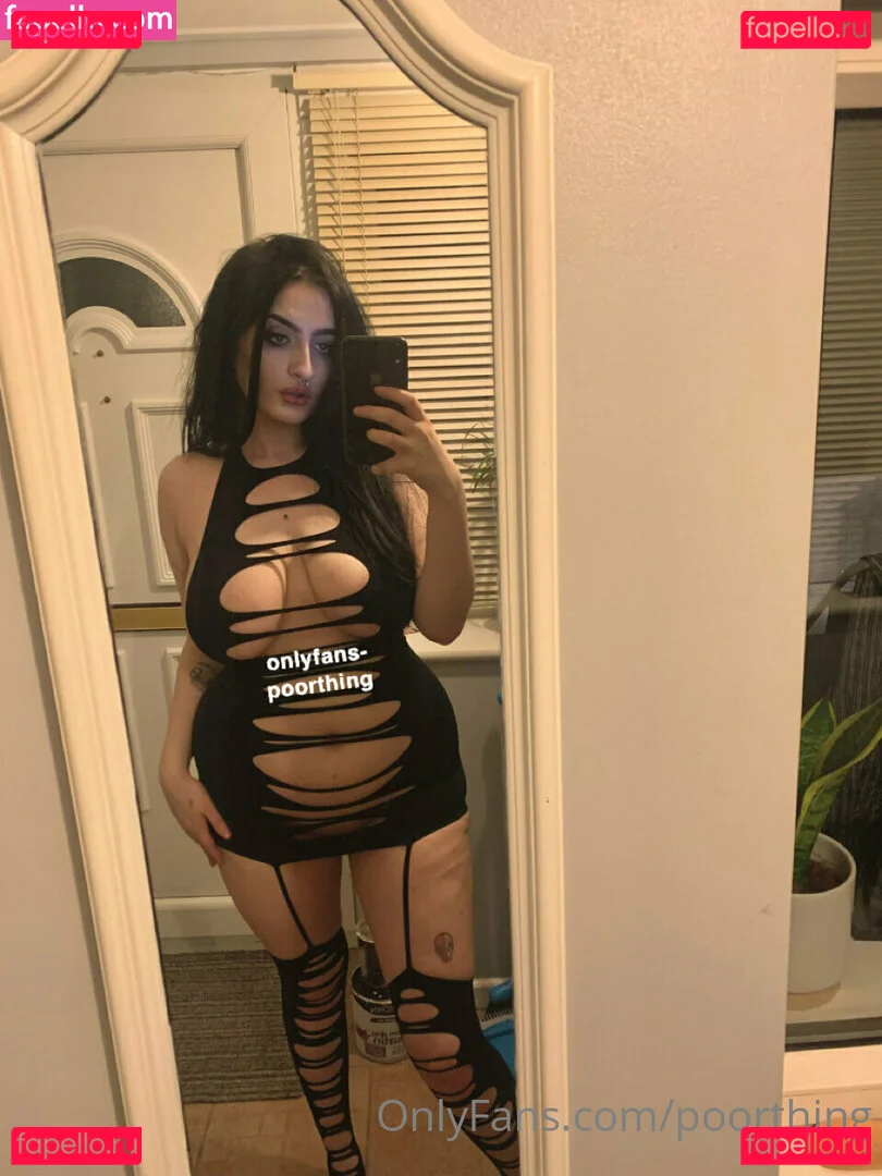poorthing Onlyfans Photo Gallery 