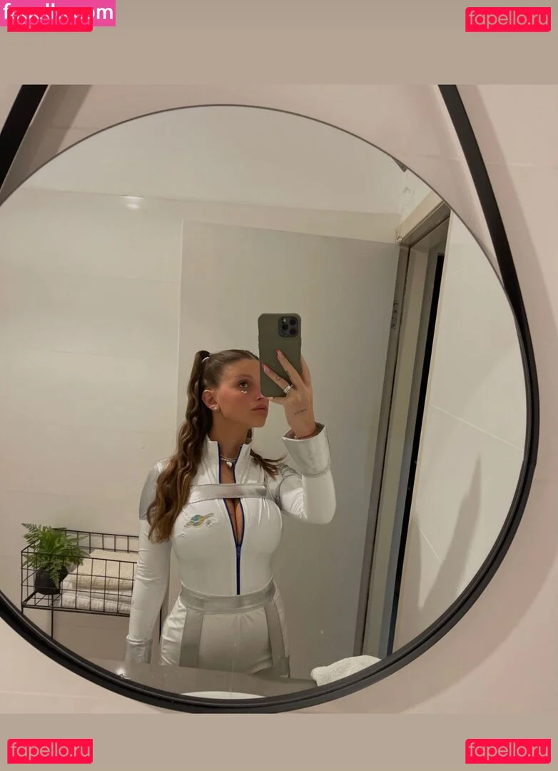 Arbel Onlyfans Photo Gallery 