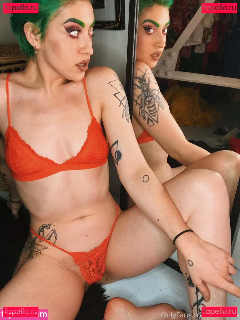 lolobrow Onlyfans Photo Gallery 