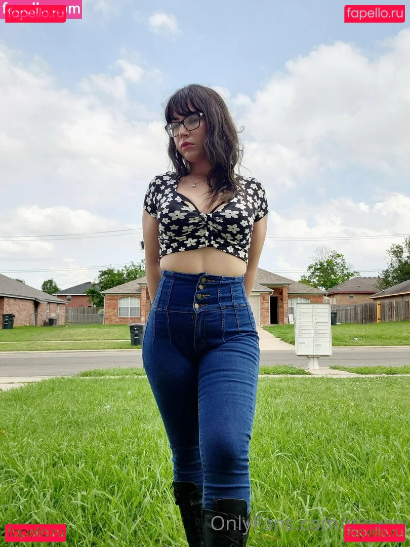 glowxy Onlyfans Photo Gallery 