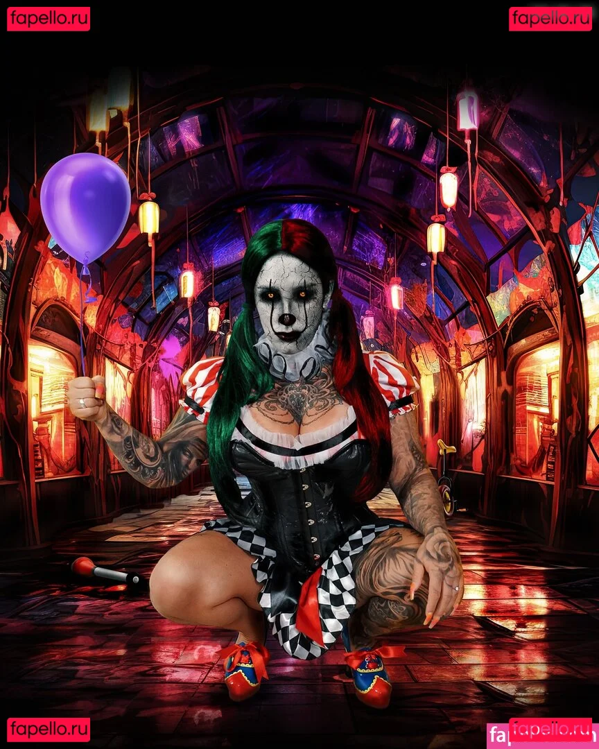 Queen Paris Onlyfans Photo Gallery 