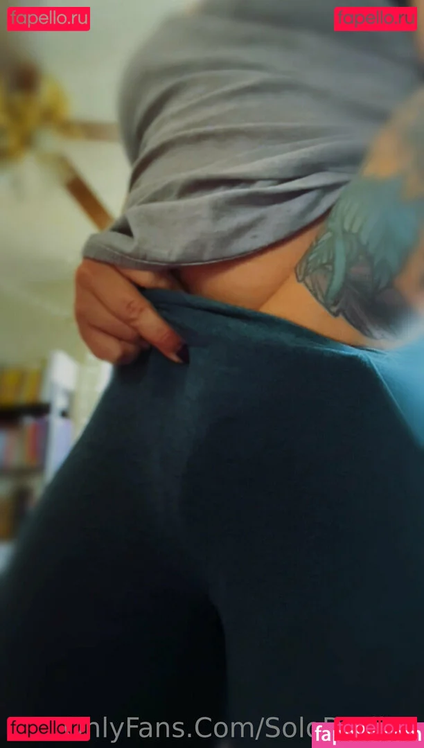 solodarling Onlyfans Photo Gallery 